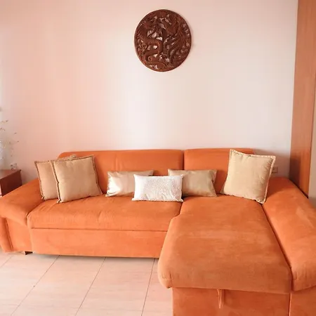 Golden Wave شقة *